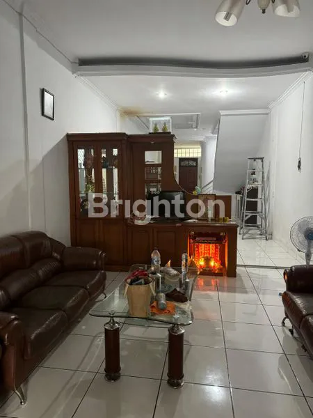 image RUMAH SIAP HUNI SEMI FURNISHED MEDAN PETISAH (5)