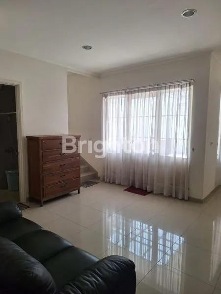 image SUVARNA SUTRA SAMPING HOEK (7)