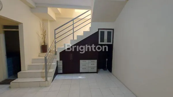 image RUMAH 1.5 LTI LUAS BONUS MELIMPAH DI PANDUGO SURABAYA  (2)