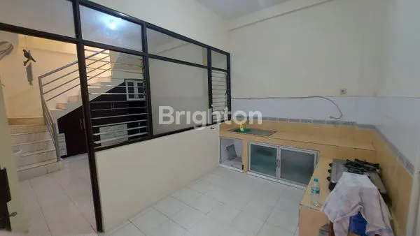 image RUMAH 1.5 LTI LUAS BONUS MELIMPAH DI PANDUGO SURABAYA  (3)