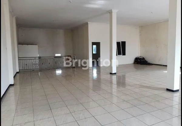 image RUKO 2 LANTAI SIAP PAKAI DI TENGAH KOTA MOJOKERTO (4)