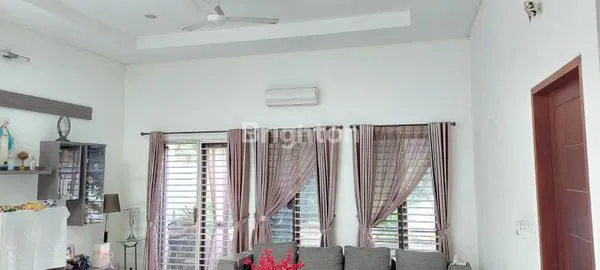 image JUAL CEPAT RUMAH MEWAH ( HOEK) DI GREEN VILLE (7)