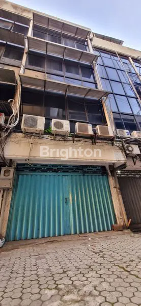 RUKO SEMI FURNISH  EX KANTOR EKSPEDISI DI JL RAYA VETERAN SURABAYA