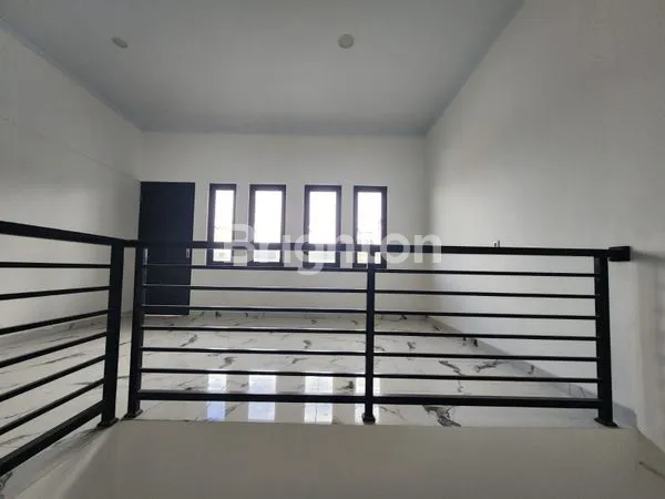 image RUMAH DI JALAN TANJUNG DUREN (6)