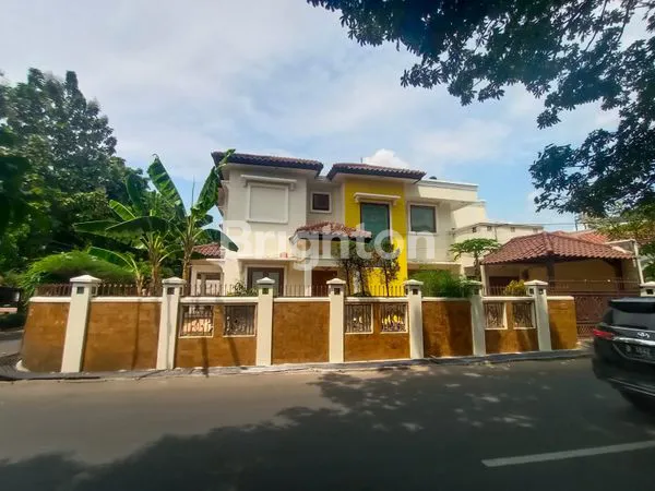 image RUMAH KEBAYORAN LAMA JAKARTA (1)