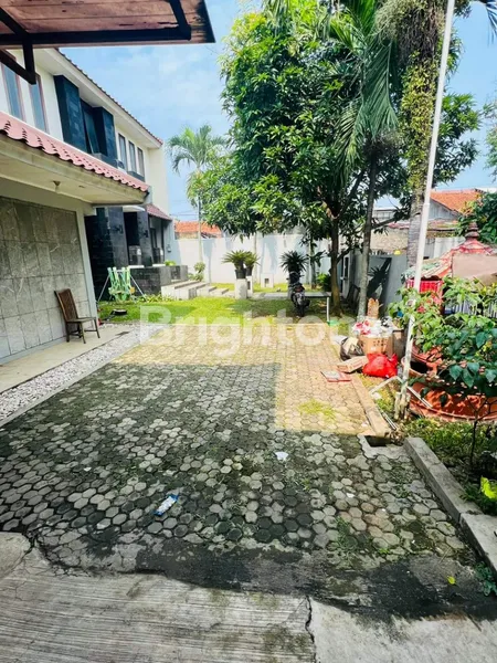 image RUMAH MEWAH BUKIT CINERE DEPOK (2)