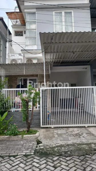 image RUMAH DI SIMPANG DARMO REGENCY  (1)