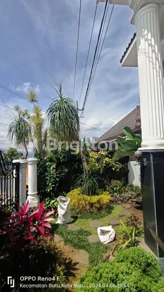 image RUMAH 2 LANTAI DEKAT LOKASI WISATA BATU (JATIM PARK, MUSEUM ANGKUT), JL IMAM BONJOL, BATU (2)