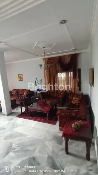 image RUMAH 2 LANTAI DEKAT LOKASI WISATA BATU (JATIM PARK, MUSEUM ANGKUT), JL IMAM BONJOL, BATU (4)