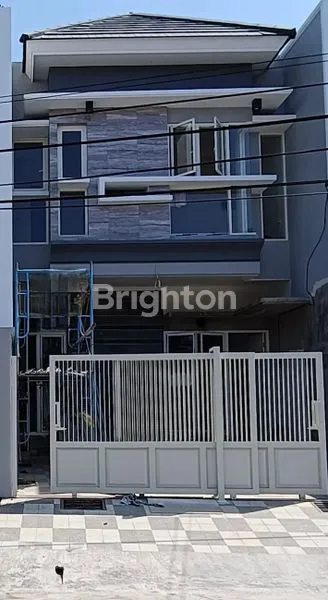 image RUMAH 2 LANTAI BARU MINIMALIS NGINDEN DEKAT UBAYA BISA KPR (1)