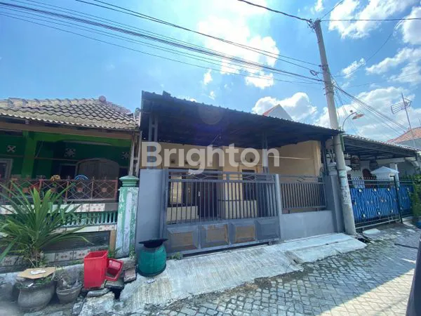 image RUMAH CANTIK TOSARI INDAH PERSADA KEDIRI (1)