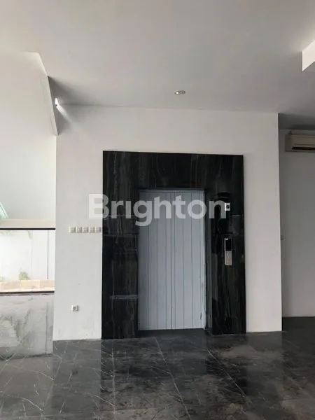 image GEDUNG STRATEGIS DI PALMERAH JAKARTA (3)