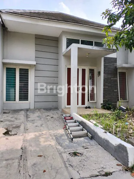 image RUMAH DI TAMAN DHIKA SIDOARJO (1)