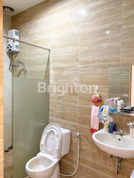 image RUKO SEMI FURNISHED - POSISI PINGGIR JALAN - PANJANG TANAH 26 METER JALAN KARYA CILINCING-SIAP BUKA USAHA  (6)