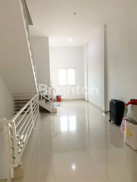 image RUKO SEMI FURNISHED - POSISI PINGGIR JALAN - PANJANG TANAH 26 METER JALAN KARYA CILINCING-SIAP BUKA USAHA  (8)