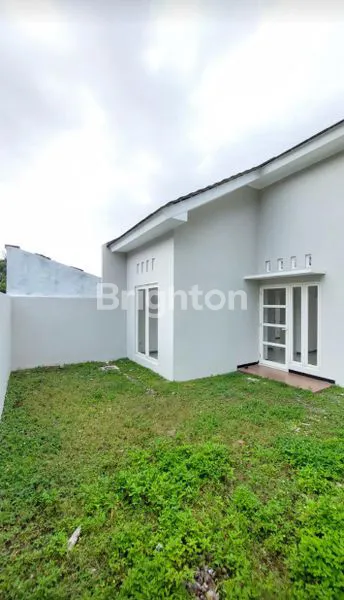 image RUMAH SIAP HUNI DI PERUMAHAN ELITE  NGALIAN SEMARANG  (3)