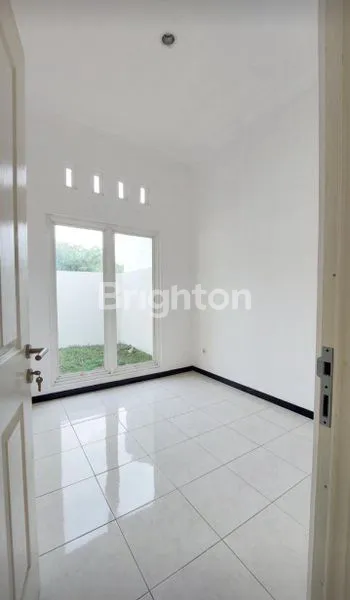 image RUMAH SIAP HUNI DI PERUMAHAN ELITE  NGALIAN SEMARANG  (4)