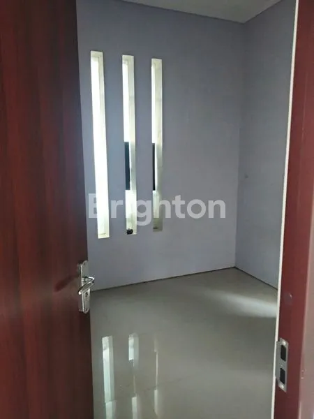 image RUMAH KONTRAKAN DI BELAKANG RS KETILENG (2)