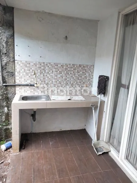 image RUMAH KONTRAKAN DI BELAKANG RS KETILENG (6)