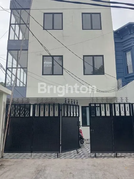 image RUKO STRATEGIS KEMANGGISAN, 3,5 LANTAI, LT 135M², PLONG (1)