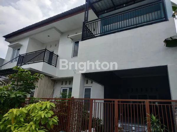 image RUMAH BAGUS TERAWAT DI KOMPLEKS PERUMAHAN PUSAT MOJOKERTO  (1)