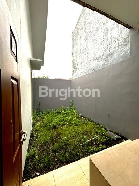 image RUMAH MINIMALIS SEMEMI JAYA SURABAYA BARAT  (8)