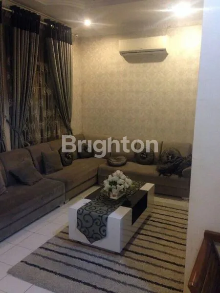 image VILLA GADING MAS (1)