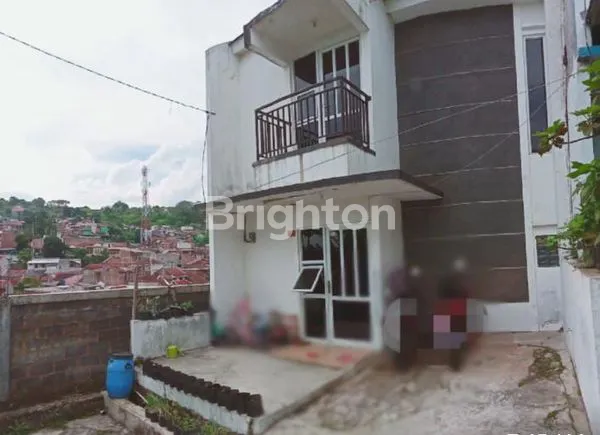 RUMAH 2 LT CLUSTER ONE GATE SYSTEM DENGAN FASILITAS UMUM LENGKAP DEKAT RS HERMINA & TERMINAL CICAHEUM