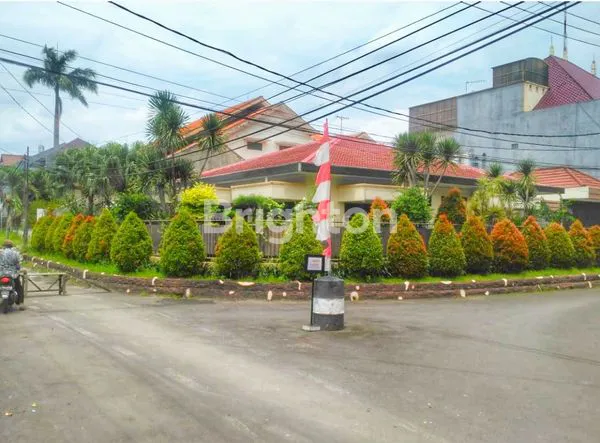 image RUMAH HOOK PAKIS ARGOSARI , SELANGKAH KE CIPUTRA WORLD SURABAYA BARAT (8)