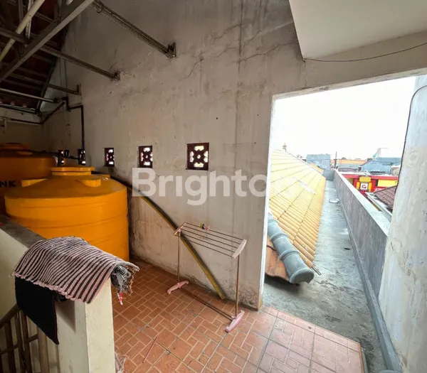 image TERMURAH RUMAH KOST DAN USAHA NOL JALAN NGAGEL REJO, SURABAYA (6)