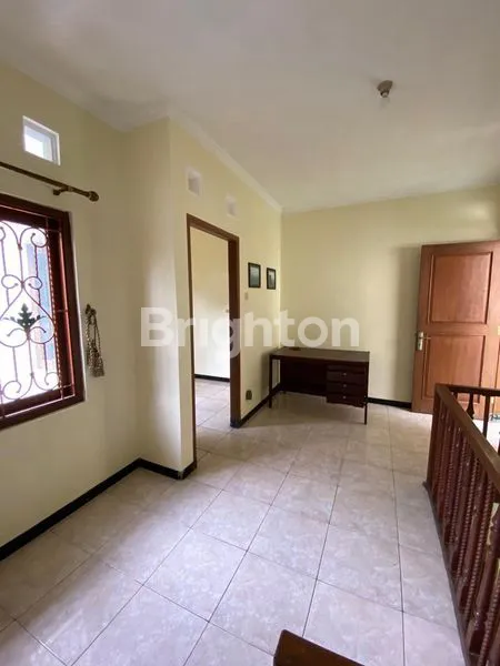 image RUMAH SEMI FURNISH SIAP DIHUNI, DEKAT DENGAN KAMPUS DAN SEKOLAH, PERUMAHAN CLUSTER , UNGARAN TIMUR - UNGARAN (7)