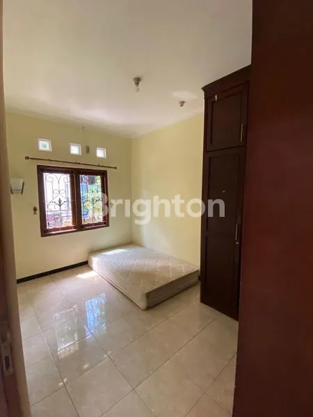 image RUMAH SEMI FURNISH SIAP DIHUNI, DEKAT DENGAN KAMPUS DAN SEKOLAH, PERUMAHAN CLUSTER , UNGARAN TIMUR - UNGARAN (8)
