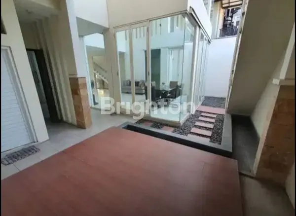 image RUMAH SEMI FURNISH KAWASAN ELIT CITRALAND QUEENSTONE DEKAT KAMPUS UC , G.WALK DAN PTC (5)