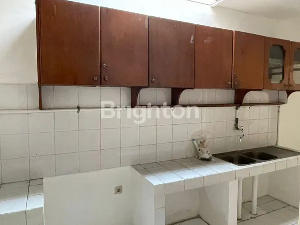 image RUMAH DARMO HARAPAN INDAH (8)