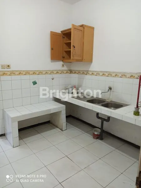 image RUMAH 1 LANTAI , ROW JALAN 4 MOBIL (7)