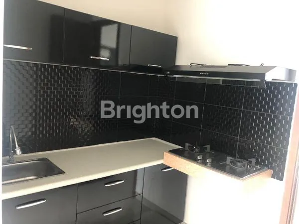 image RUMAH MEWAH CANTIK DI GRAHA NATURA SURABAYA BARAT 5 MENIT KE PAKUWON MALL DAN G WALK (6)