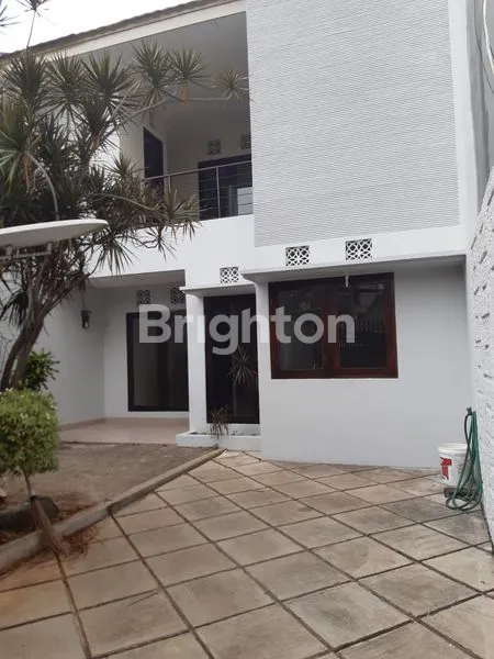 image RUMAH BARU RENOVASI DI PALMERAH SLIPI, JAKARTA BARAT (1)