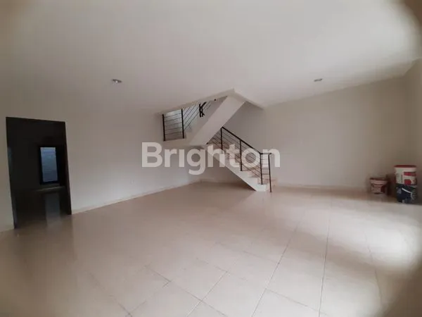 image RUMAH BARU RENOVASI DI PALMERAH SLIPI, JAKARTA BARAT (2)