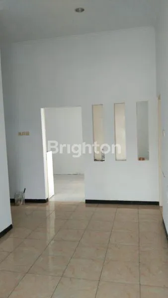 image RUMAH DI GREEN PARK RESIDENCE SIDOARJO (5)