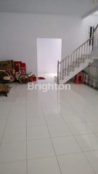 image JELAMBAR RUKO BAGUS 3 LANTAI  (4)