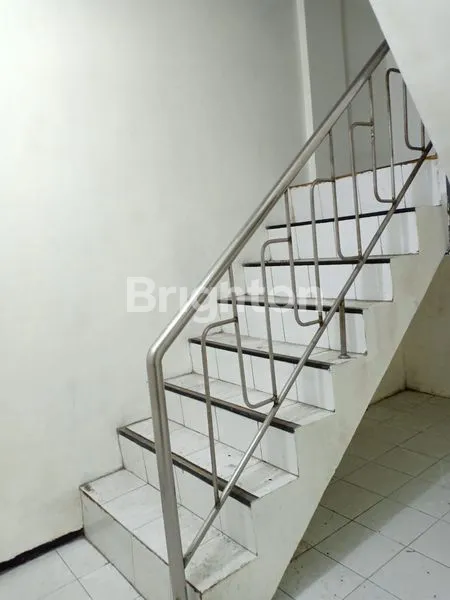 image RUKO USAHA 3 LANTAI PUSAT KOTA PINGGIR JALAN PASAR BESAR WETAN (4)