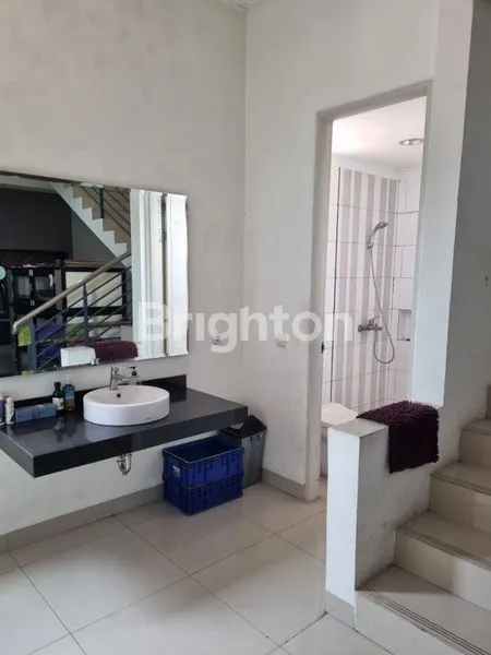 image RUKO 3 LANTAI DI MAINROAD YANG  COCOK UNTUK TEMPAT USAHA (6)