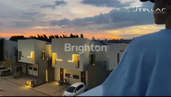 image RUMAH FUTURISTIK DI APIT KOMPLEK BINTARO BSD (2)