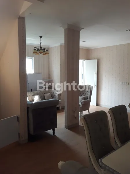 image FAMILY MODERN HOUSE DI TIMUR JAKARTA (4)