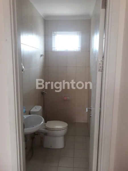 image FAMILY MODERN HOUSE DI TIMUR JAKARTA (8)