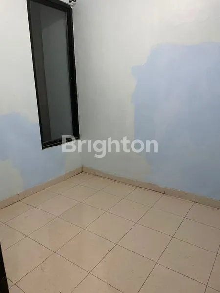 image RUMAH SIAP HUNI DALAM KOMPLEK (6)