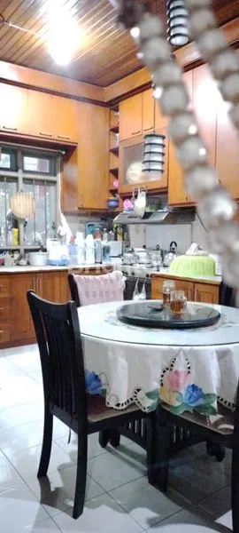 image RUMAH STRATEGIS  DI PUSAT KOTA  BALIKPAPAN (4)