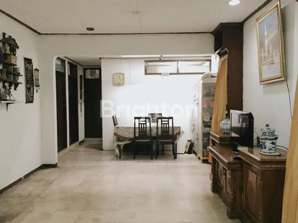 image RUMAH DI PESANGGRAHAN PERMAI JAKSEL (5)