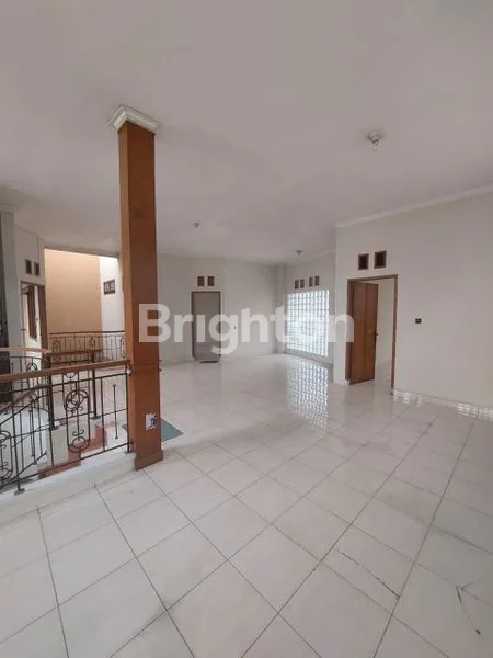 image RUMAH SAYAP BUAH BATU, BANDUNG (5)