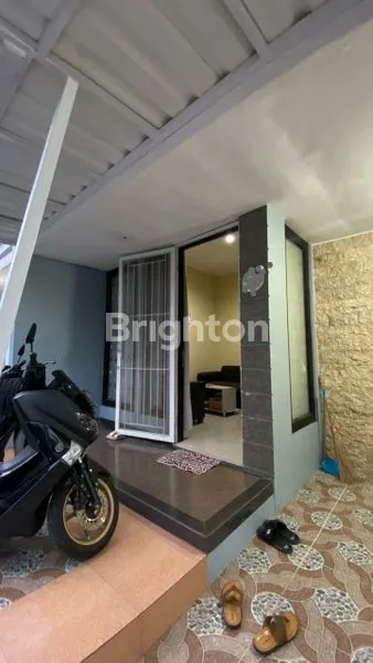 image RUMAH LOKASI EMAS MALANG KOTA MINIMALIS 2 LANTAI KONSEP KONTEMPORER URBAN HOUSE DI PERUMAHAN PATRALAND CLUSTER PATRA ISLAND, DEKAT DENGAN KAMPUS UB, UMM, UIN, UNISMA, FULL FURNISHED  (2)